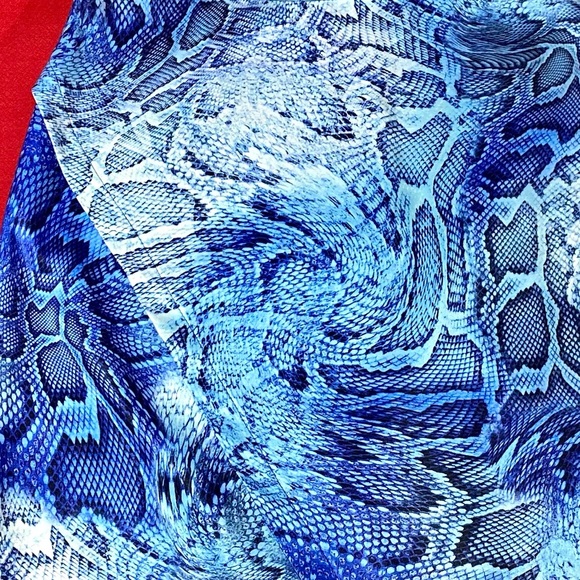 BLUE D’AZUR skirt stretchy white blue snake 6 - Picture 2 of 10